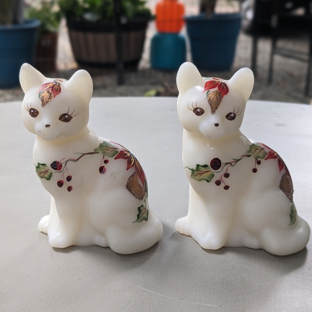 ONE Fenton Satin Glass Hand Painted Poinsettia Cat Signed T. Kelley